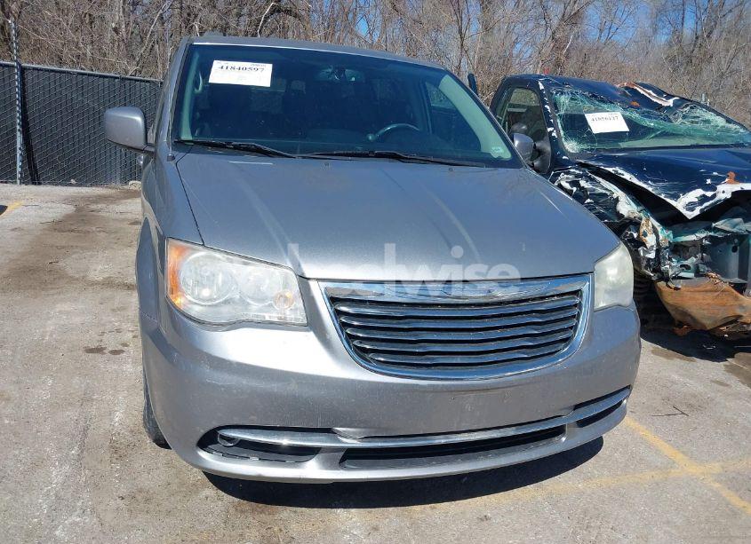Photo 6 of 2014 Chrysler Town & COUNTRY TOURING (VIN 2C4RC1BG0ER271362)