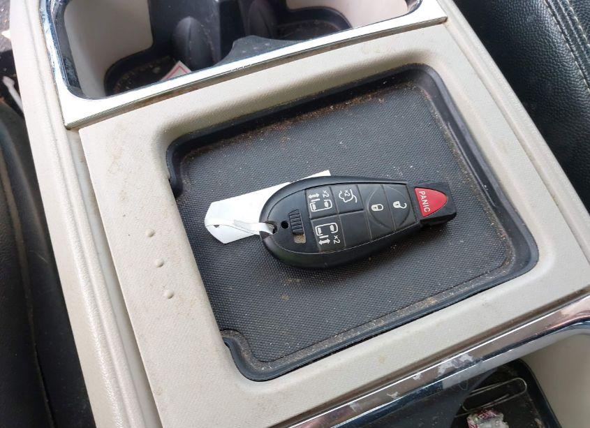 Photo 11 of 2014 Chrysler Town & COUNTRY TOURING (VIN 2C4RC1BG0ER285021)