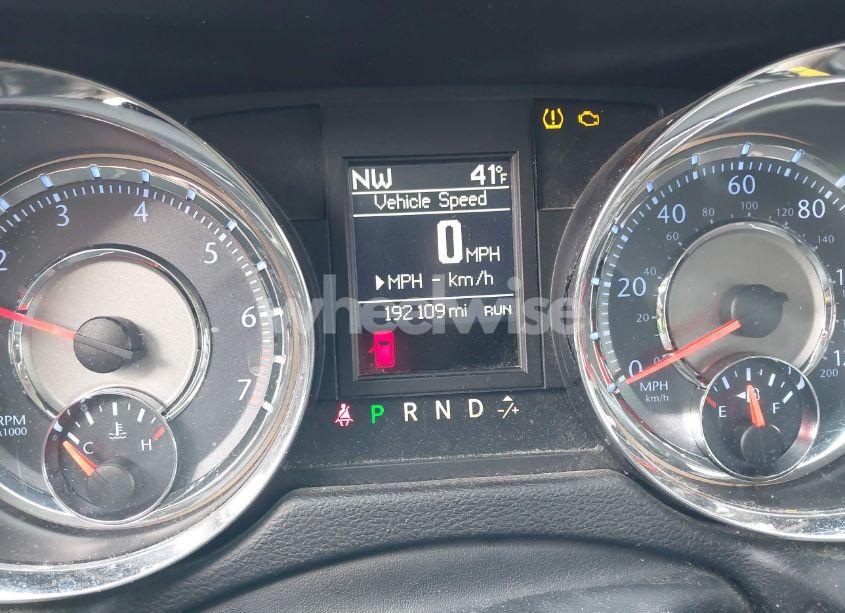 Photo 7 of 2014 Chrysler Town & COUNTRY TOURING (VIN 2C4RC1BG0ER292356)