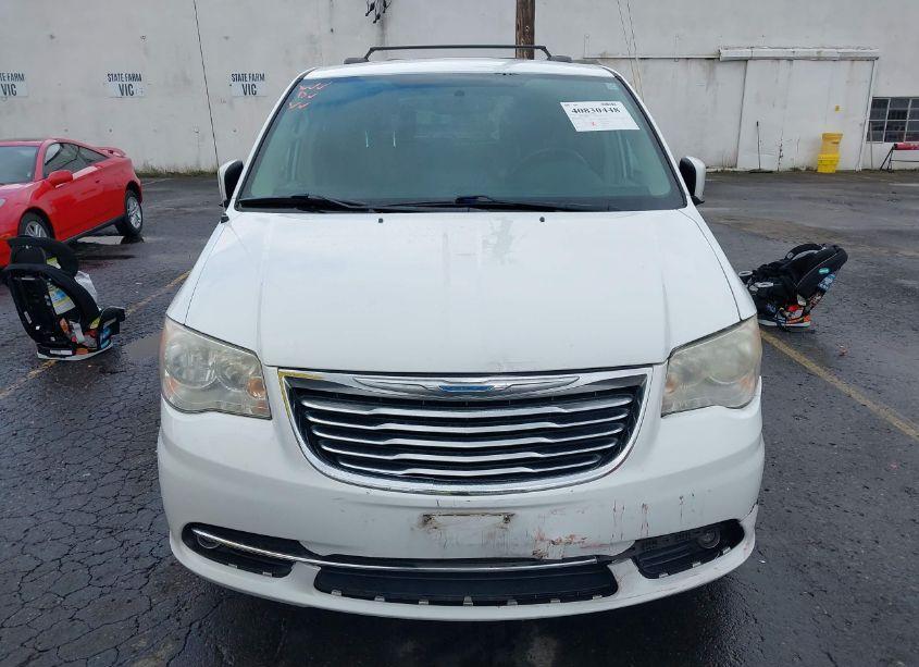 Photo 12 of 2014 Chrysler Town & COUNTRY TOURING (VIN 2C4RC1BG0ER306921)