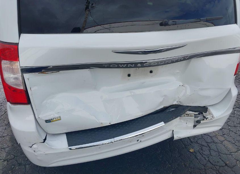 Photo 19 of 2014 Chrysler Town & COUNTRY TOURING (VIN 2C4RC1BG0ER306921)