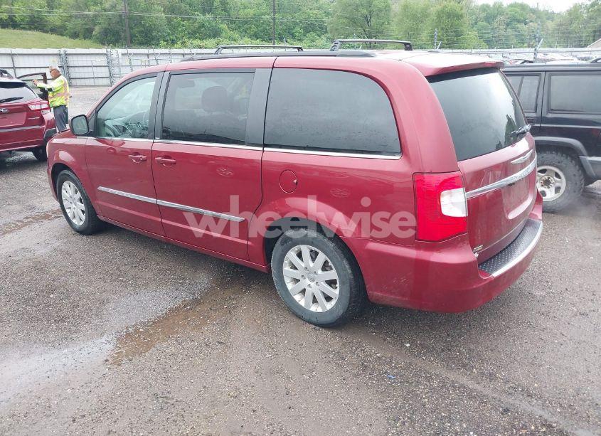 Photo 3 of 2014 Chrysler Town & COUNTRY TOURING (VIN 2C4RC1BG0ER325856)