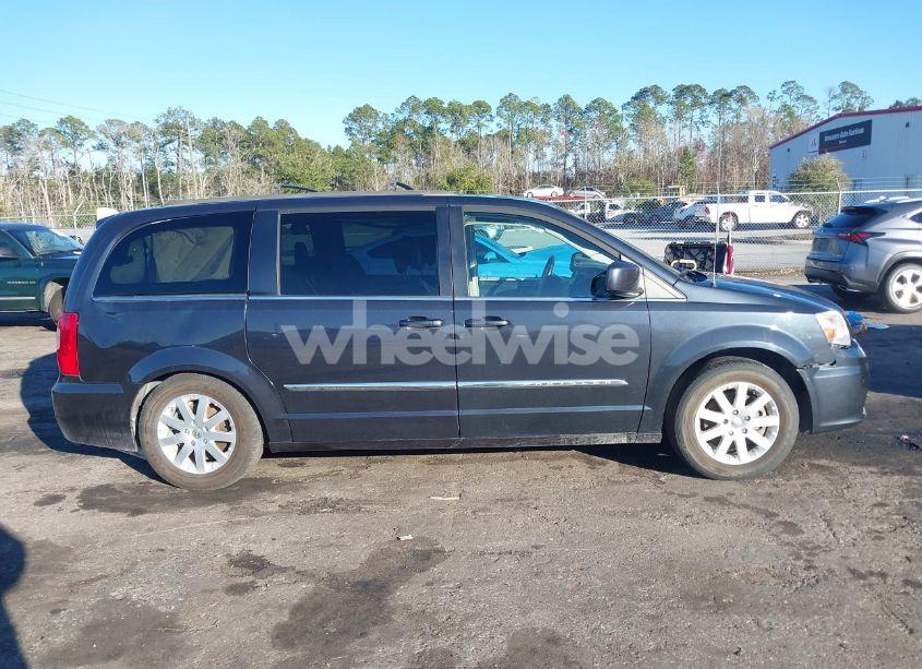 Photo 13 of 2014 Chrysler Town & COUNTRY TOURING (VIN 2C4RC1BG0ER403598)