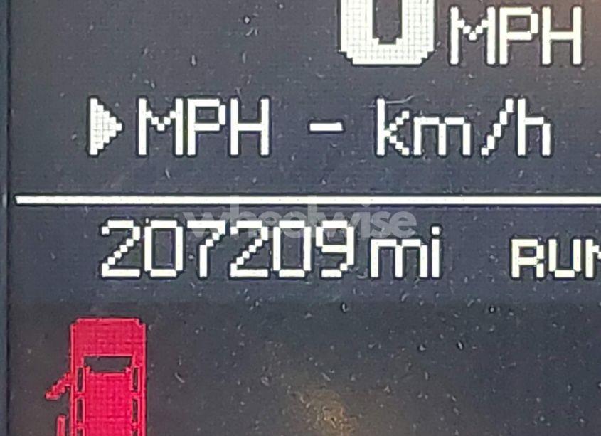 Photo 15 of 2014 Chrysler Town & COUNTRY TOURING (VIN 2C4RC1BG0ER403598)