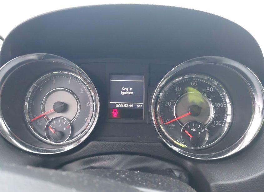 Photo 7 of 2014 Chrysler Town & COUNTRY TOURING (VIN 2C4RC1BG0ER449237)