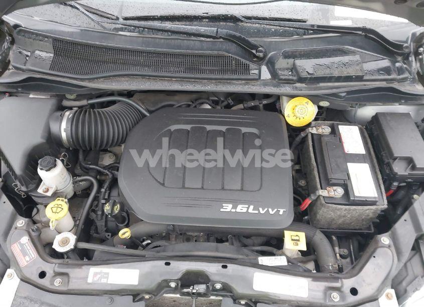 Photo 10 of 2014 Chrysler Town & COUNTRY TOURING (VIN 2C4RC1BG0ER460612)