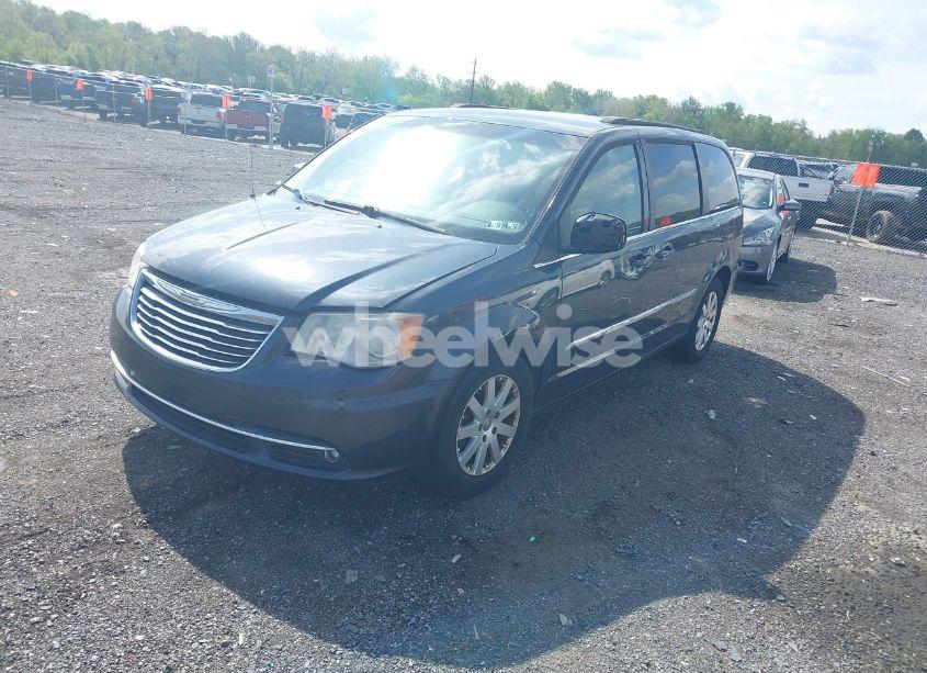 Photo 2 of 2014 Chrysler Town & COUNTRY TOURING (VIN 2C4RC1BG0ER461081)