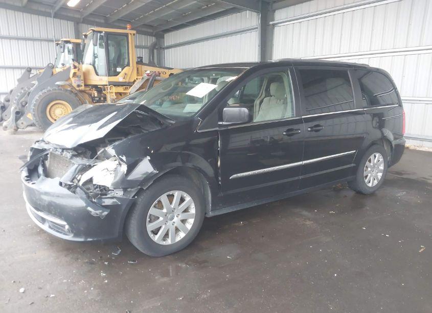 Photo 2 of 2014 Chrysler Town & COUNTRY TOURING (VIN 2C4RC1BG0ER464711)