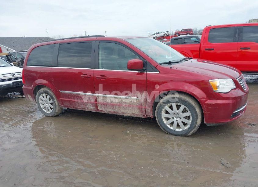 Photo 13 of 2015 Chrysler Town & COUNTRY TOURING (VIN 2C4RC1BG0FR515139)