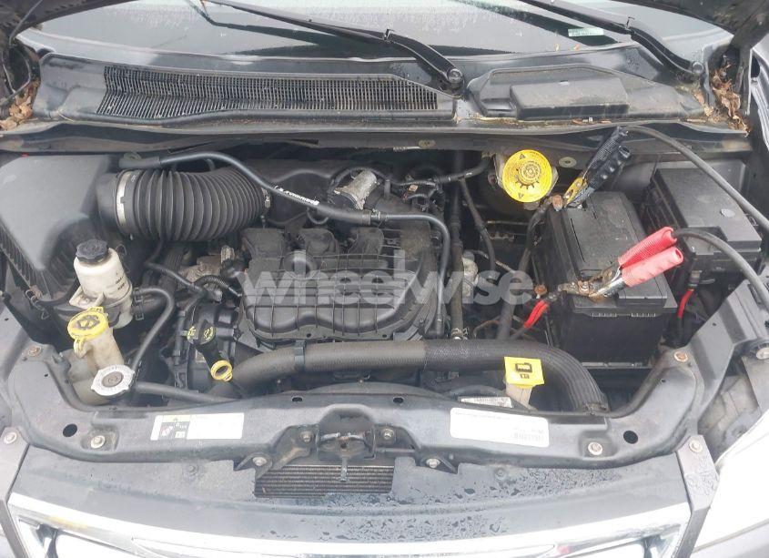 Photo 10 of 2015 Chrysler Town & COUNTRY TOURING (VIN 2C4RC1BG0FR526139)