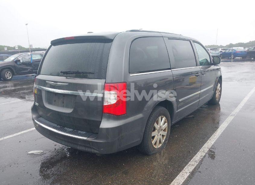 Photo 4 of 2015 Chrysler Town & COUNTRY TOURING (VIN 2C4RC1BG0FR526139)