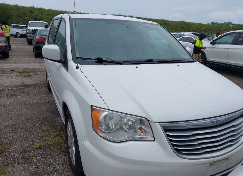 Photo 12 of 2015 Chrysler Town & COUNTRY TOURING (VIN 2C4RC1BG0FR544771)