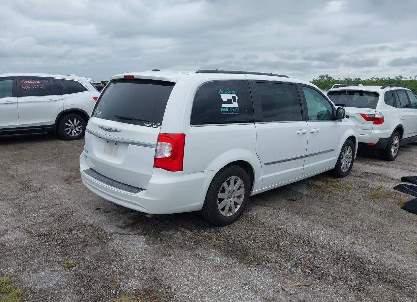 Photo 4 of 2015 Chrysler Town & COUNTRY TOURING (VIN 2C4RC1BG0FR544771)