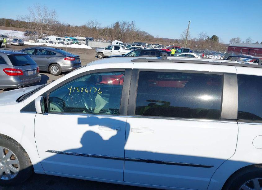 Photo 14 of 2015 Chrysler Town & COUNTRY TOURING (VIN 2C4RC1BG0FR545466)