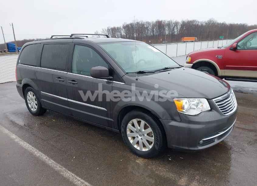 2015 Chrysler Town & COUNTRY TOURING (VIN 2C4RC1BG0FR546746) main photo