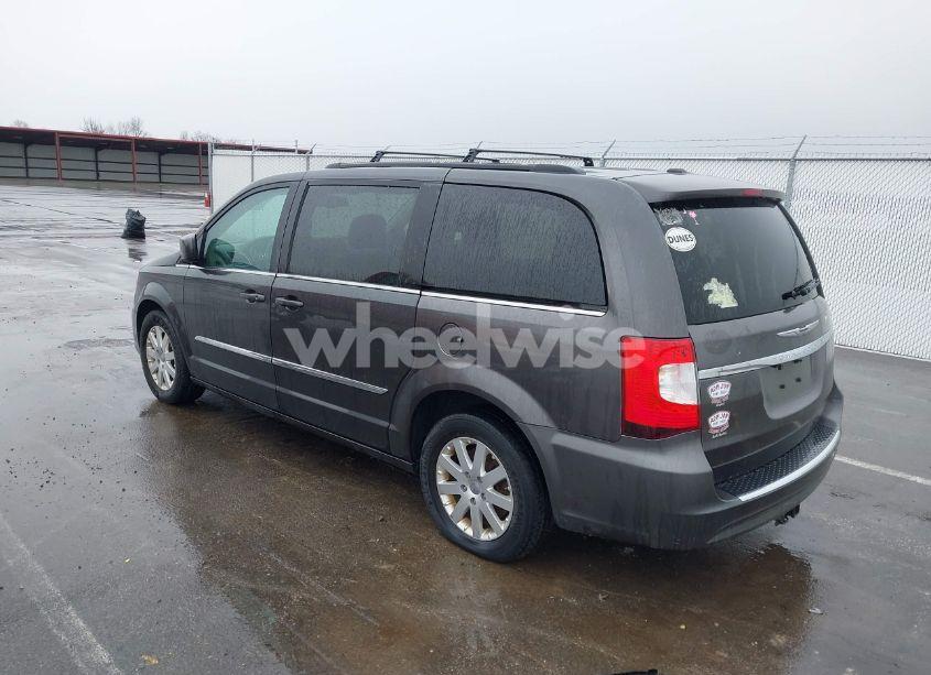 Photo 3 of 2015 Chrysler Town & COUNTRY TOURING (VIN 2C4RC1BG0FR546746)