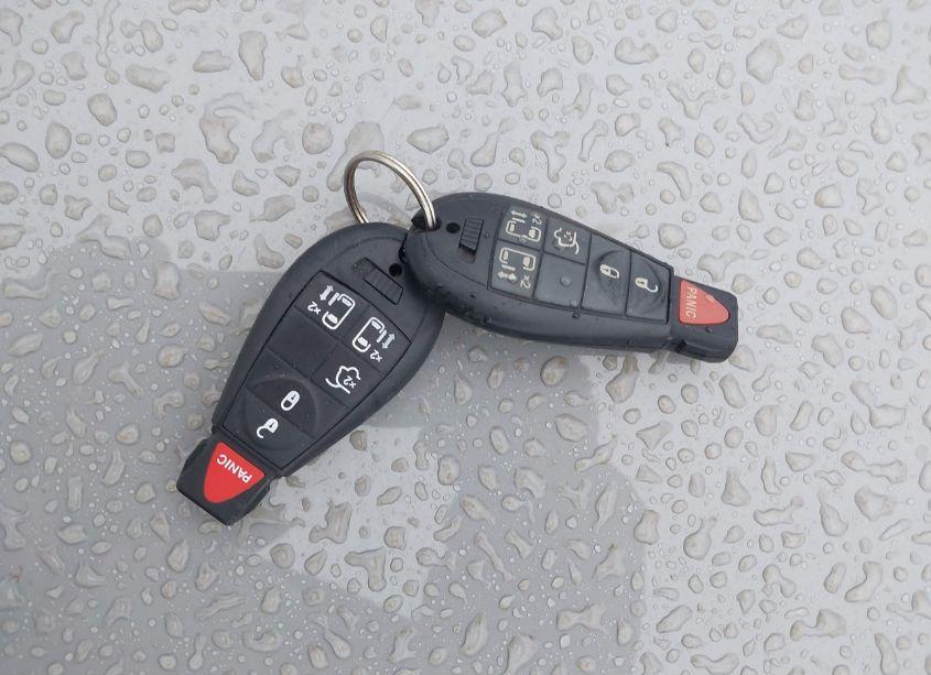 Photo 11 of 2015 Chrysler Town & COUNTRY TOURING (VIN 2C4RC1BG0FR588771)