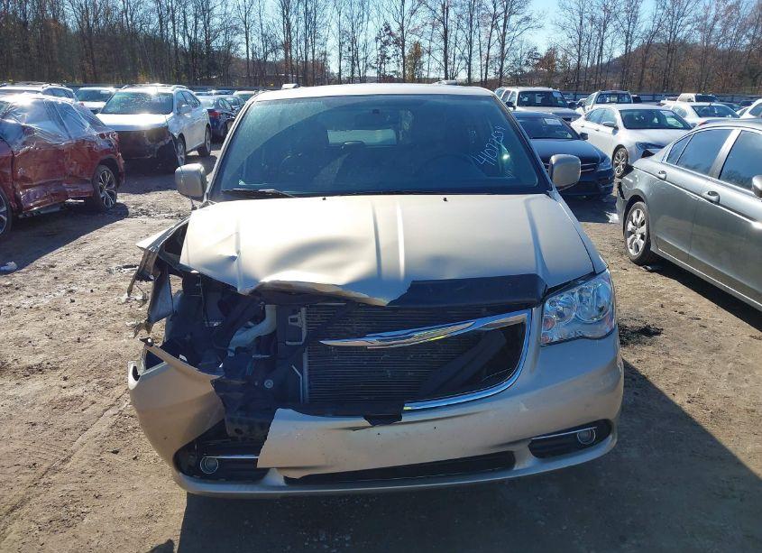 Photo 12 of 2015 Chrysler Town & COUNTRY TOURING (VIN 2C4RC1BG0FR644675)