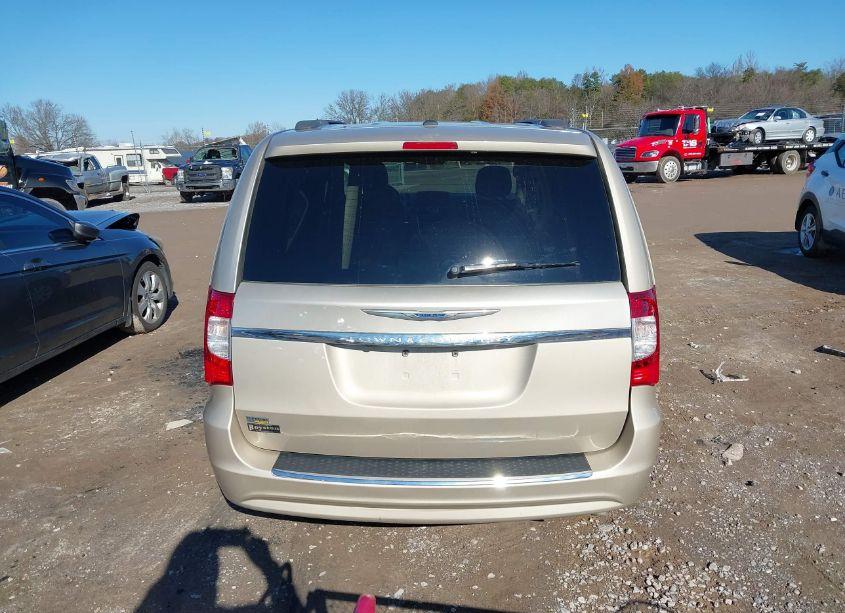 Photo 16 of 2015 Chrysler Town & COUNTRY TOURING (VIN 2C4RC1BG0FR644675)