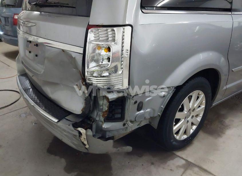 Photo 6 of 2015 Chrysler Town & COUNTRY TOURING (VIN 2C4RC1BG0FR664814)