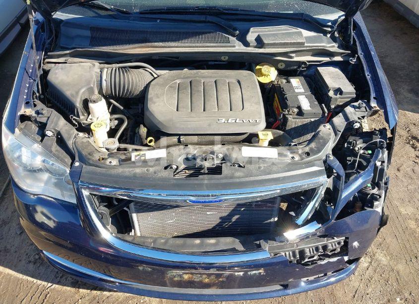 Photo 10 of 2015 Chrysler Town & COUNTRY TOURING (VIN 2C4RC1BG0FR665283)