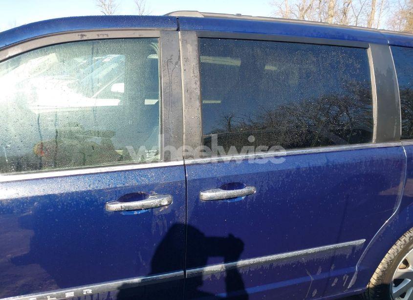 Photo 14 of 2015 Chrysler Town & COUNTRY TOURING (VIN 2C4RC1BG0FR665283)