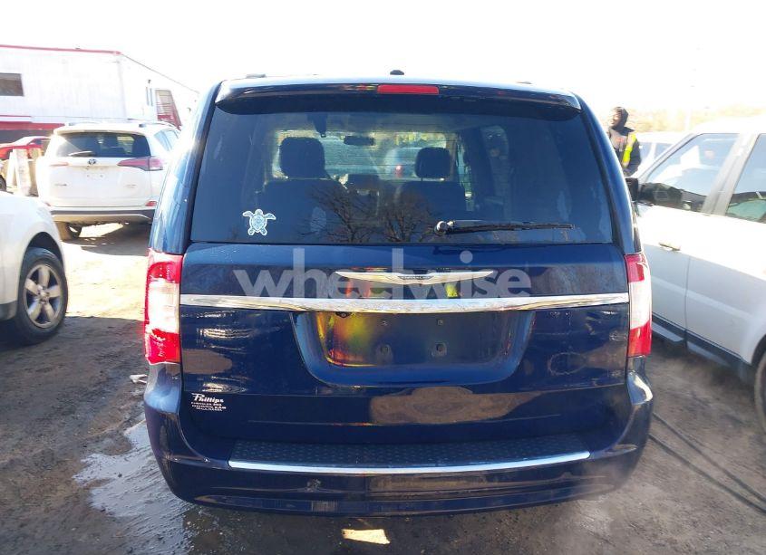 Photo 16 of 2015 Chrysler Town & COUNTRY TOURING (VIN 2C4RC1BG0FR665283)