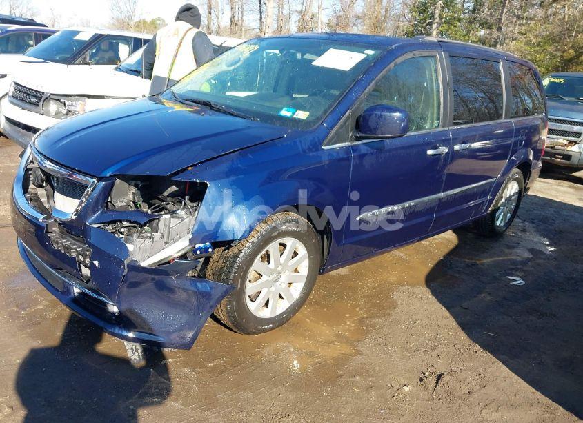 Photo 2 of 2015 Chrysler Town & COUNTRY TOURING (VIN 2C4RC1BG0FR665283)