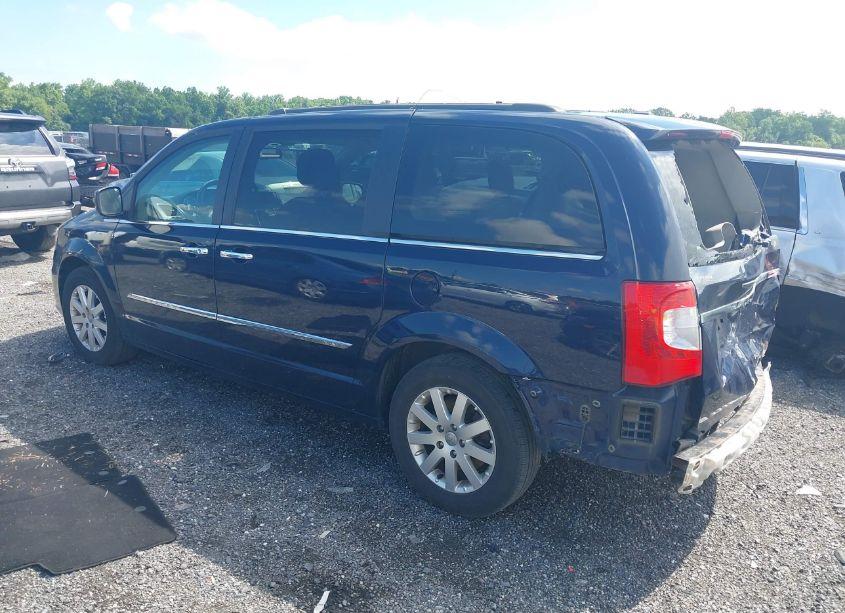 Photo 3 of 2015 Chrysler Town & COUNTRY TOURING (VIN 2C4RC1BG0FR741052)