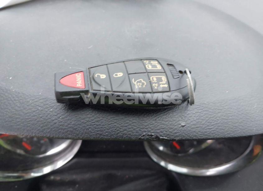 Photo 11 of 2015 Chrysler Town & COUNTRY TOURING (VIN 2C4RC1BG0FR751922)