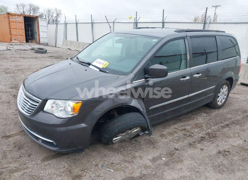 Photo 2 of 2016 Chrysler Town & COUNTRY TOURING (VIN 2C4RC1BG0GR135509)