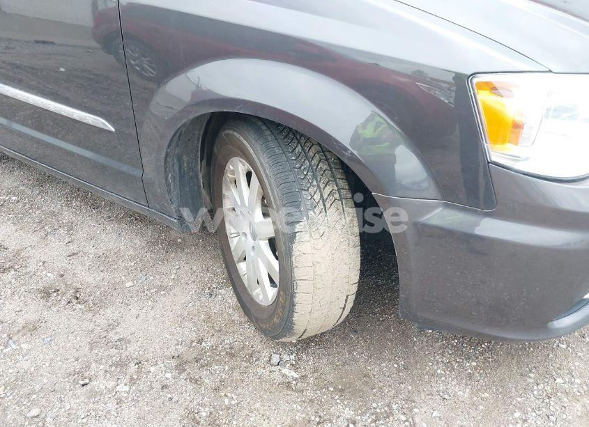 Photo 6 of 2016 Chrysler Town & COUNTRY TOURING (VIN 2C4RC1BG0GR135509)