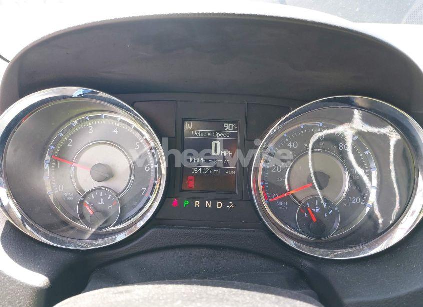 Photo 7 of 2016 Chrysler Town & COUNTRY TOURING (VIN 2C4RC1BG0GR135509)