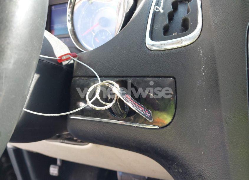 Photo 11 of 2016 Chrysler Town & COUNTRY TOURING (VIN 2C4RC1BG0GR147837)