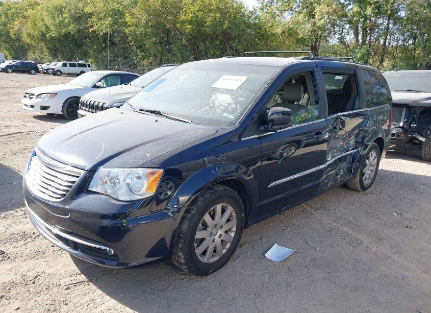 Photo 2 of 2016 Chrysler Town & COUNTRY TOURING (VIN 2C4RC1BG0GR186668)