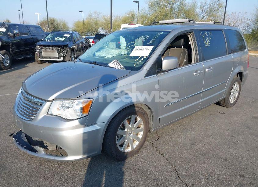 Photo 2 of 2016 Chrysler Town & COUNTRY TOURING (VIN 2C4RC1BG0GR188971)