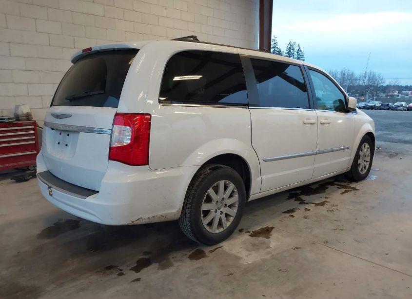 Photo 4 of 2016 Chrysler Town & COUNTRY TOURING (VIN 2C4RC1BG0GR198352)