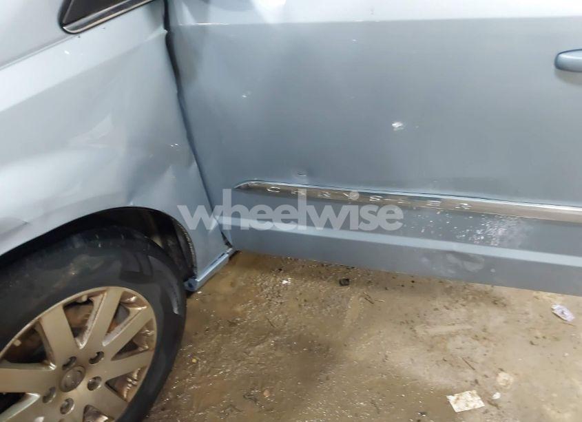 Photo 12 of 2016 Chrysler Town & COUNTRY TOURING (VIN 2C4RC1BG0GR238168)