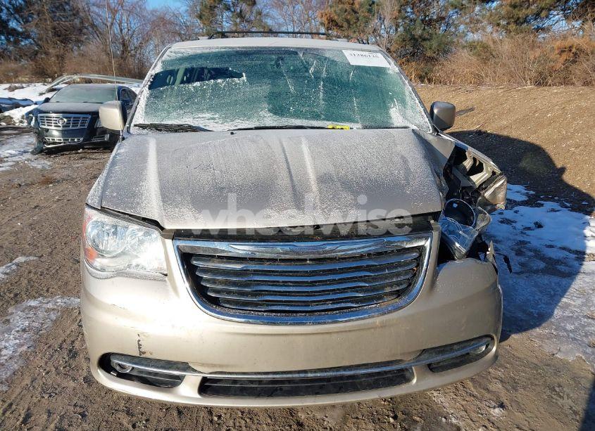 Photo 12 of 2016 Chrysler Town & COUNTRY TOURING (VIN 2C4RC1BG0GR255035)