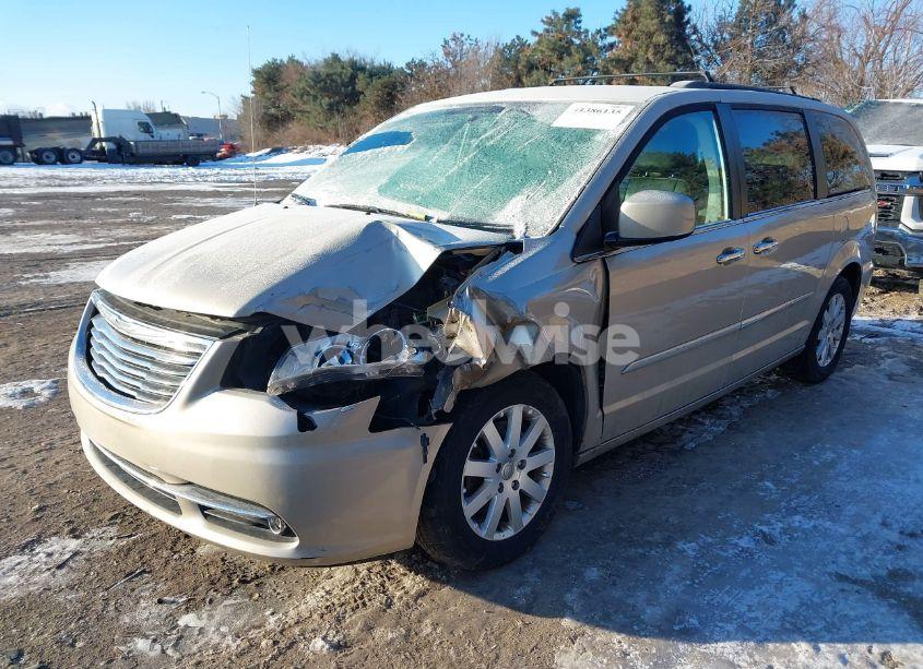 Photo 2 of 2016 Chrysler Town & COUNTRY TOURING (VIN 2C4RC1BG0GR255035)