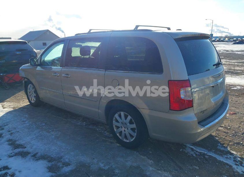 Photo 3 of 2016 Chrysler Town & COUNTRY TOURING (VIN 2C4RC1BG0GR255035)
