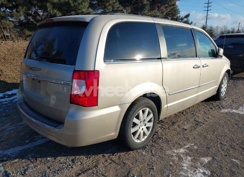 Photo 4 of 2016 Chrysler Town & COUNTRY TOURING (VIN 2C4RC1BG0GR255035)