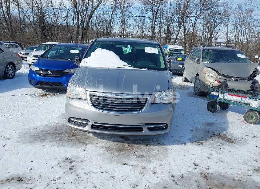 Photo 12 of 2016 Chrysler Town & COUNTRY TOURING (VIN 2C4RC1BG0GR267542)