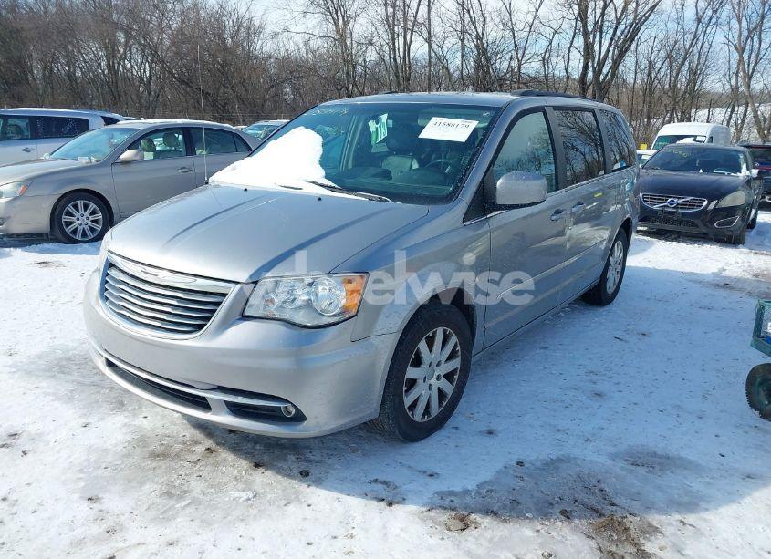 Photo 2 of 2016 Chrysler Town & COUNTRY TOURING (VIN 2C4RC1BG0GR267542)