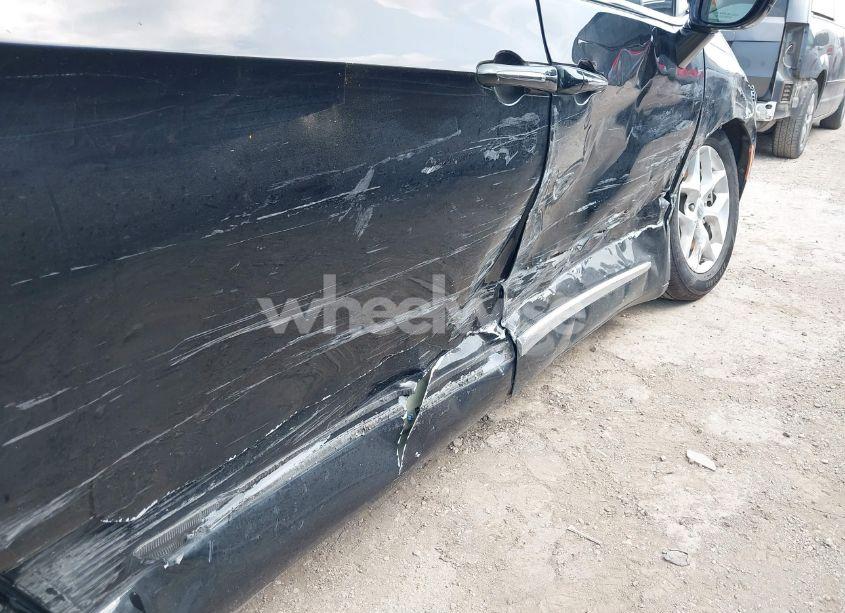 Photo 6 of 2017 Chrysler Pacifica TOURING-L (VIN 2C4RC1BG0HR704490)