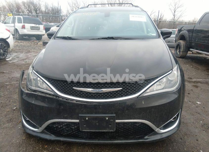 Photo 13 of 2017 Chrysler Pacifica TOURING-L (VIN 2C4RC1BG0HR821731)