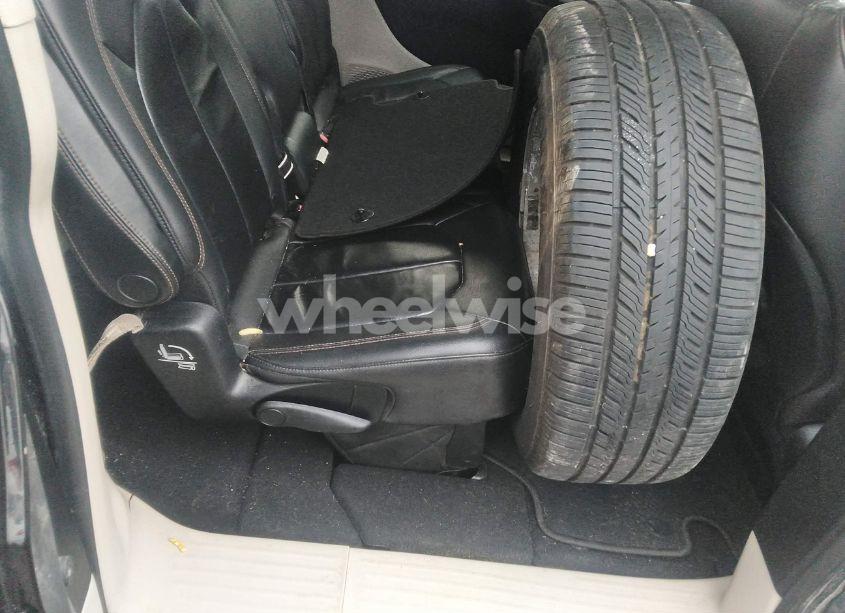 Photo 8 of 2017 Chrysler Pacifica TOURING-L (VIN 2C4RC1BG0HR821731)