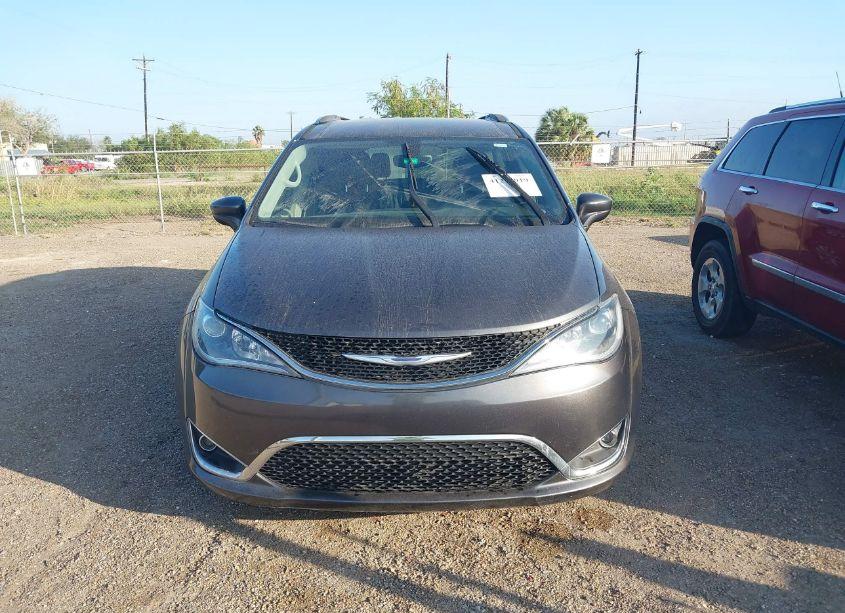 Photo 12 of 2018 Chrysler Pacifica TOURING L (VIN 2C4RC1BG0JR148848)