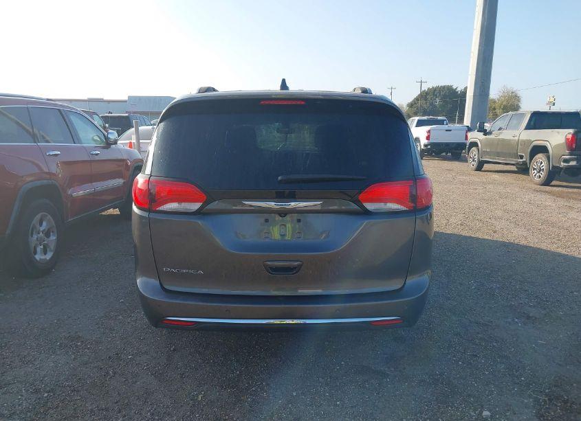 Photo 16 of 2018 Chrysler Pacifica TOURING L (VIN 2C4RC1BG0JR148848)