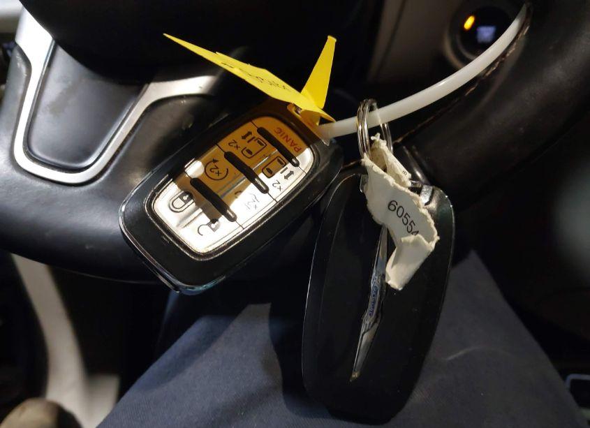 Photo 11 of 2018 Chrysler Pacifica TOURING L (VIN 2C4RC1BG0JR261845)